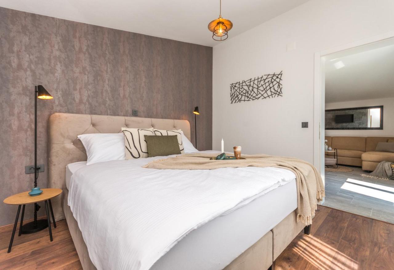 Marilu Luxury