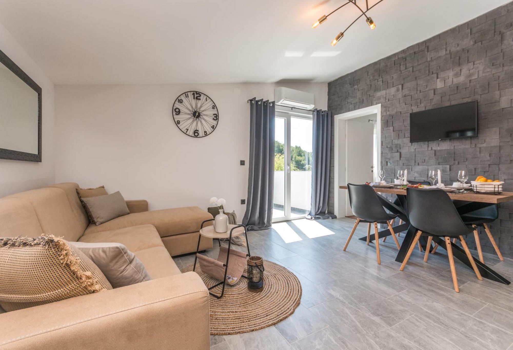 Marilu Luxury