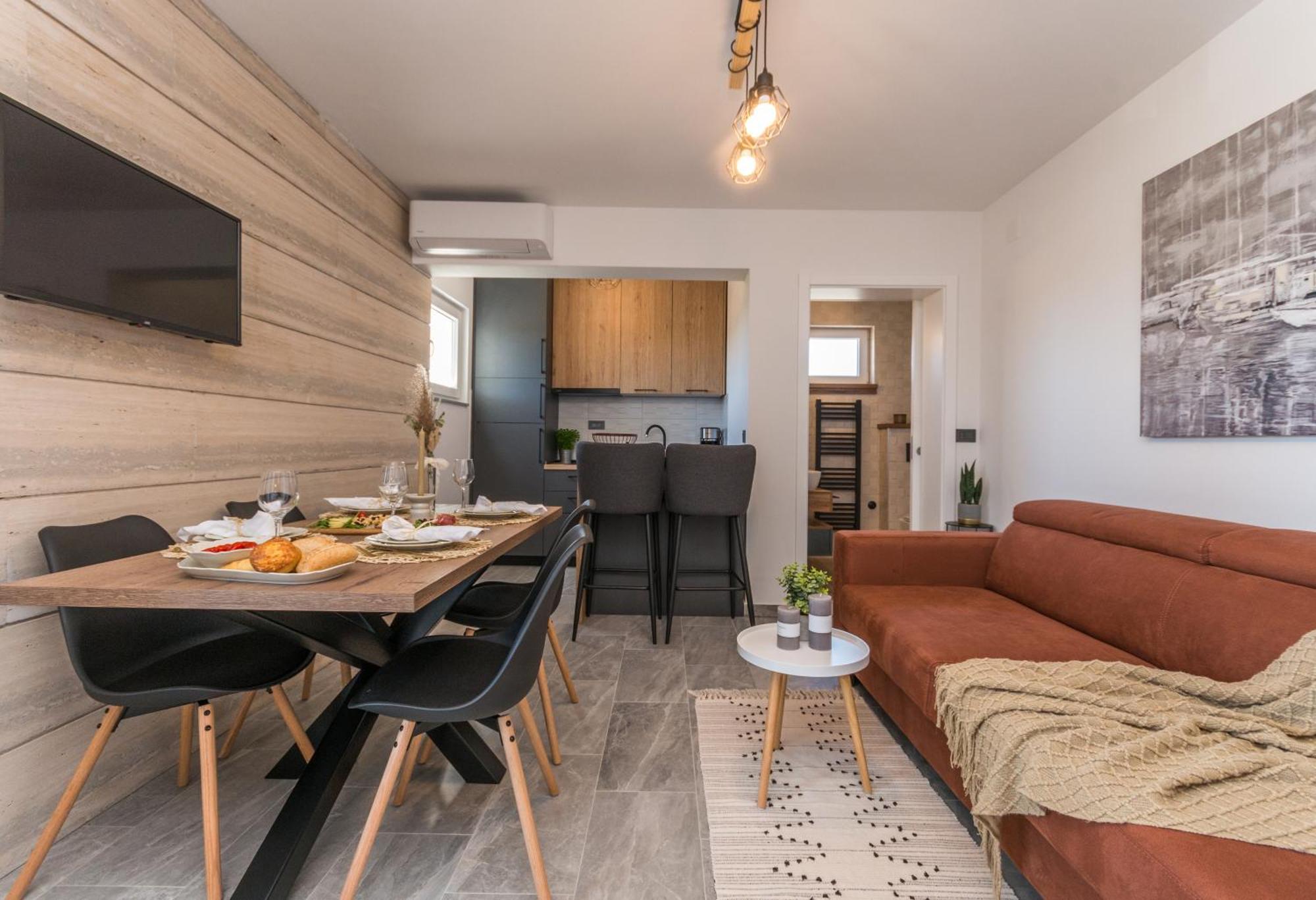 Marilu Luxury Apartment *